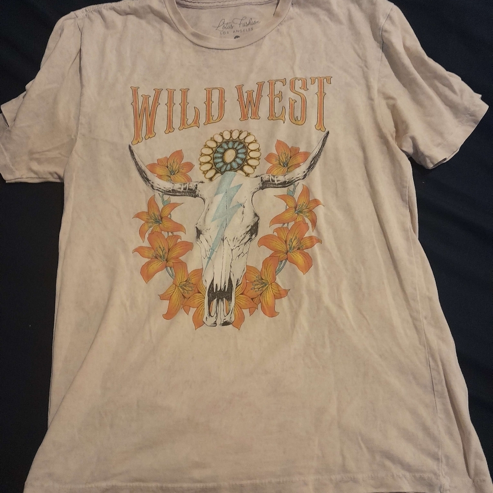 ISO Lotus Boutique Wild West Cow Skull Mineral Washed Graphic Tee